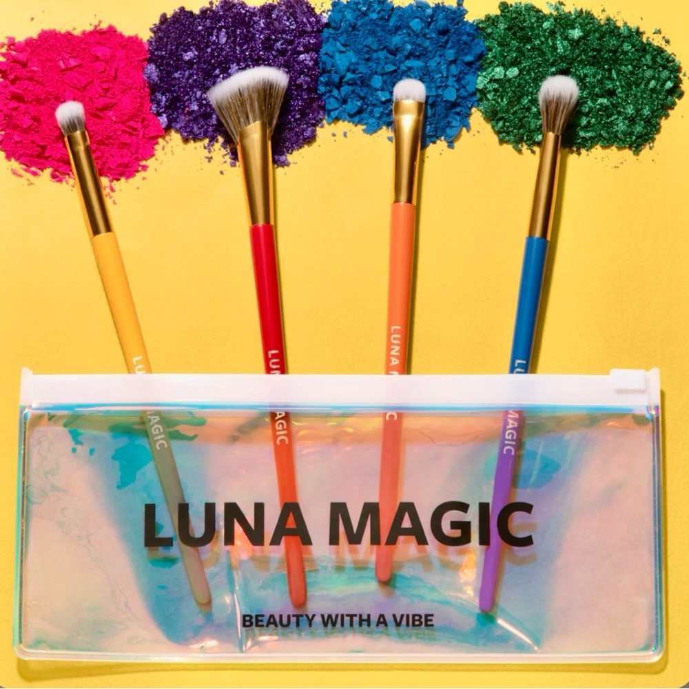 LUNA MAGIC BLEND-IT-GIRL EYE MAKEUP BRUSH SET, 5 PCS